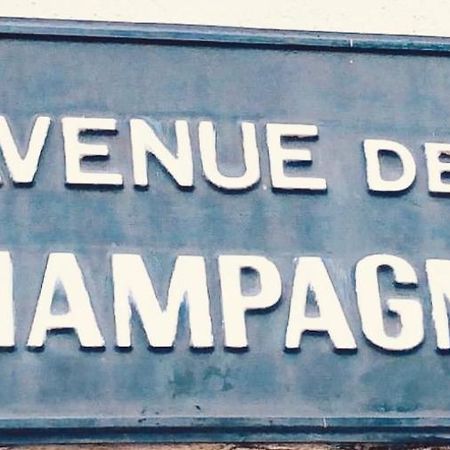 Appartement Le 21 à Épernay Extérieur photo