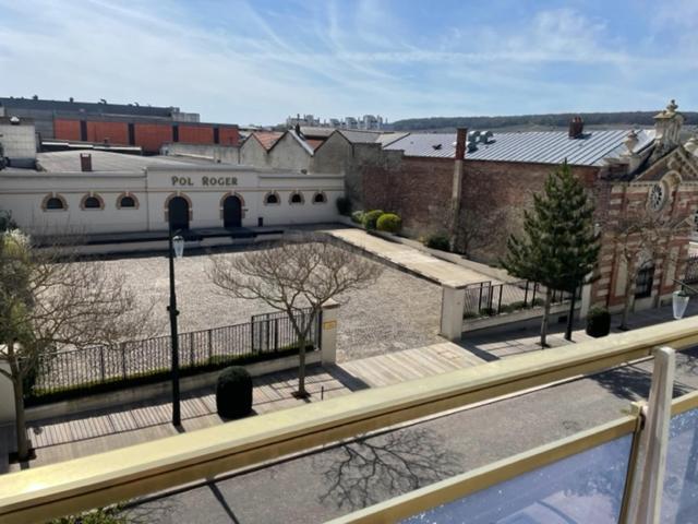 Appartement Le 21 à Épernay Extérieur photo
